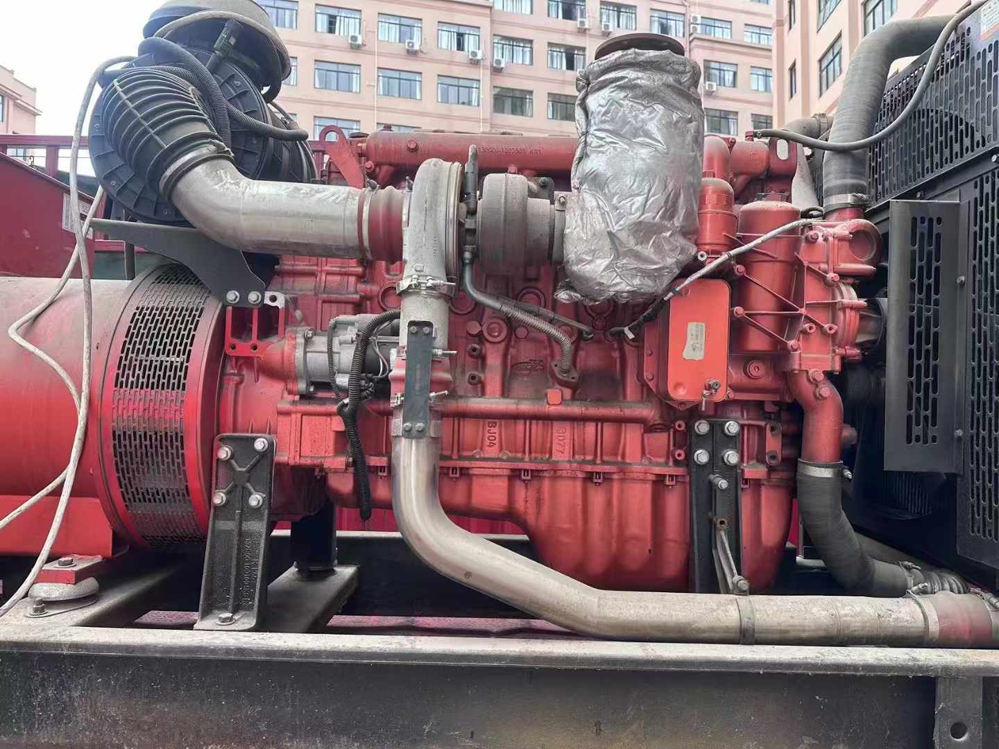 王益如何选择适合 600kW 柴油发电机组的过载保护器？