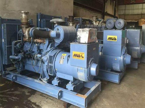 王益发电机组带负载降电压是什么原因照成的？